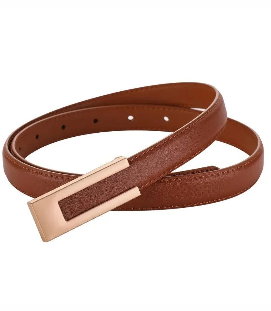 Cinto de Couro Feminino Fino Elegante com Fivela